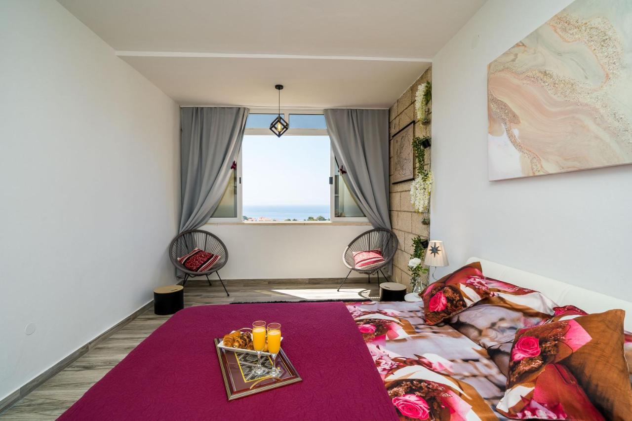 Velvet Apartment
